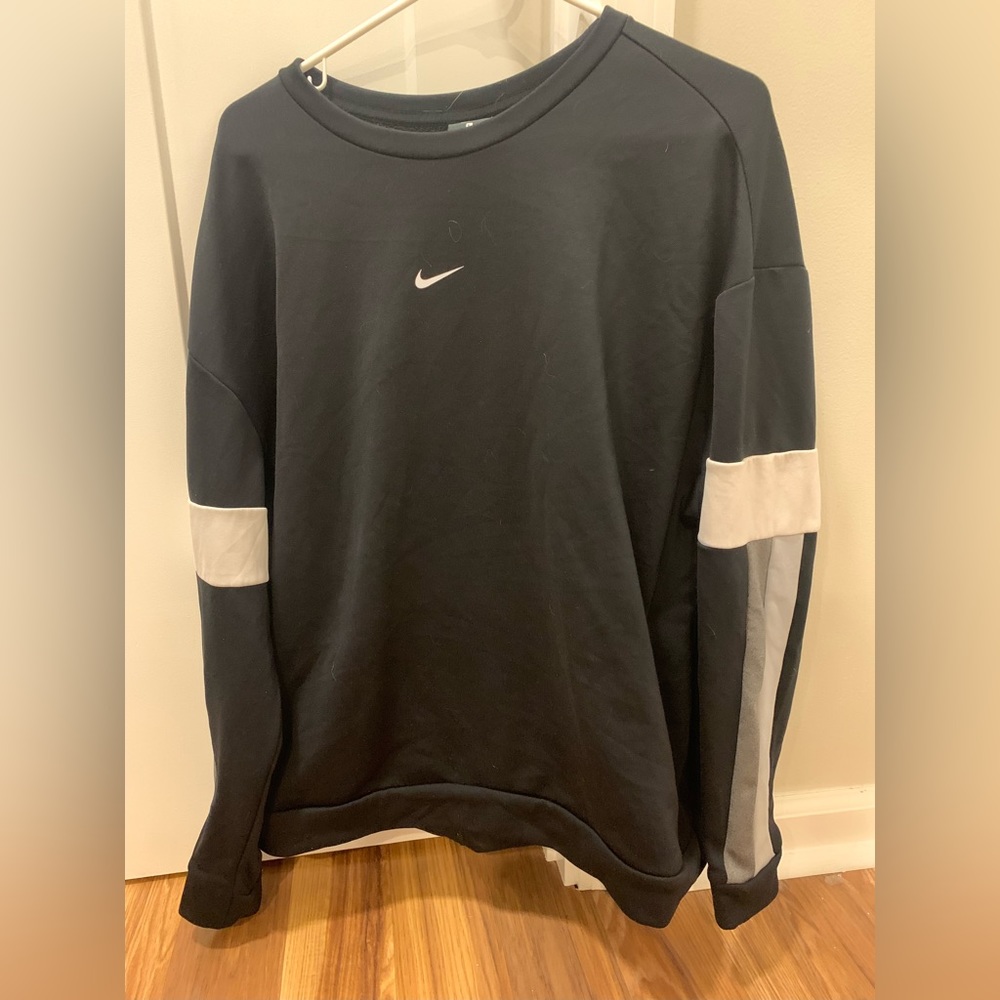 Dry fit Nike crew neck